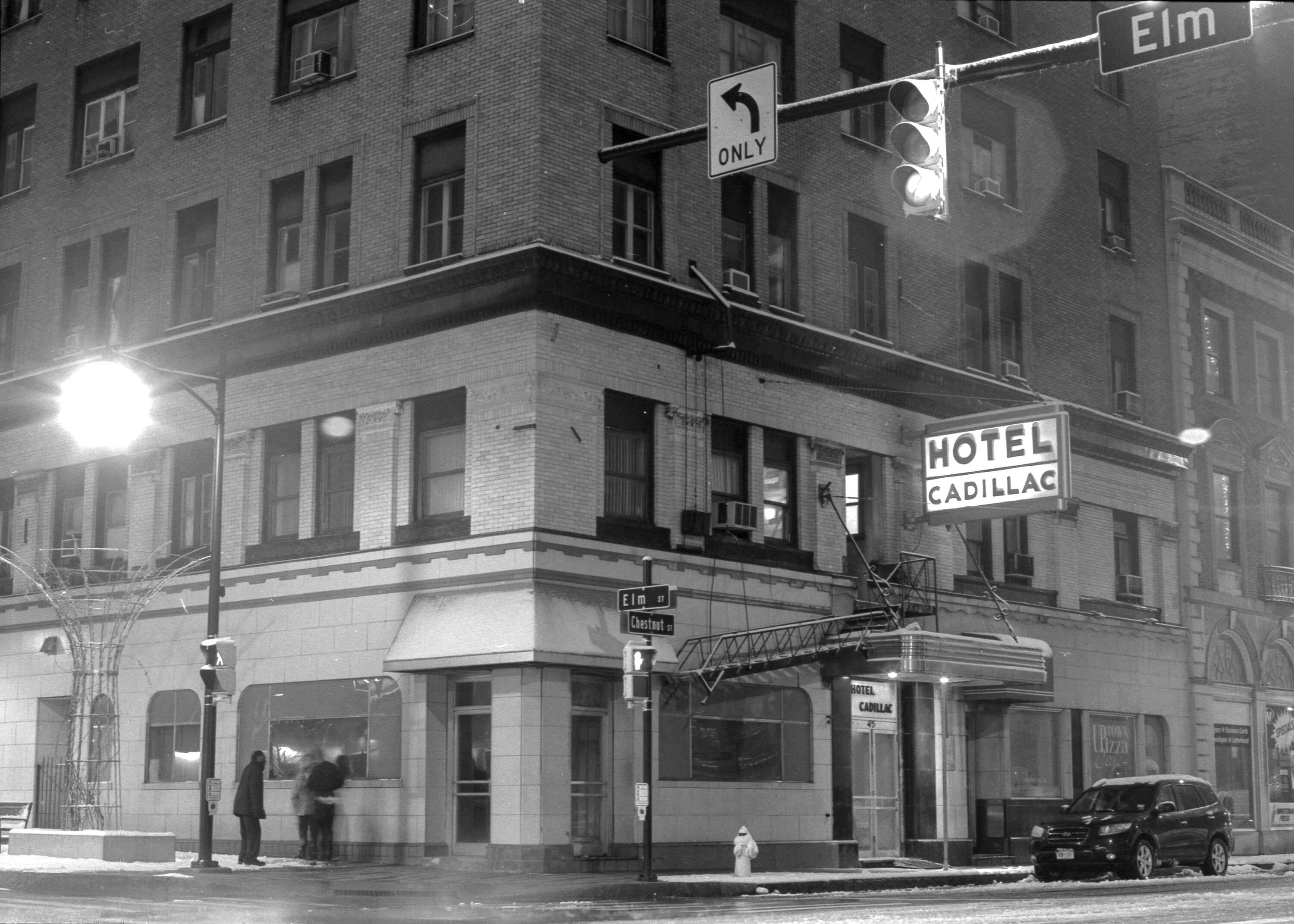 7 - Hotel Cadillac